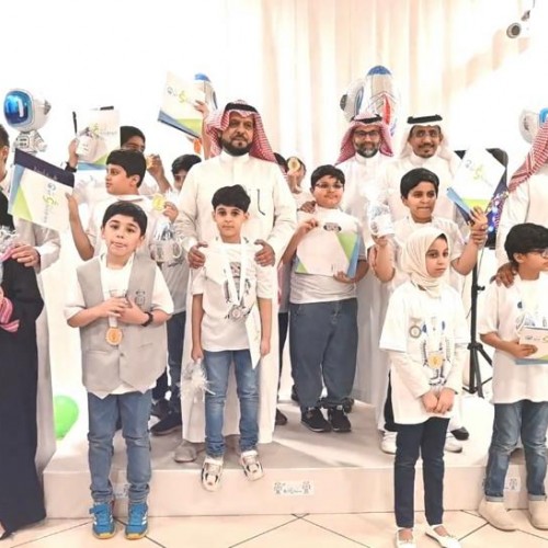 مشروع  اصنع روبوتك بنفسك  2022