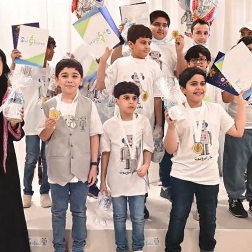 مشروع  اصنع روبوتك بنفسك  2022